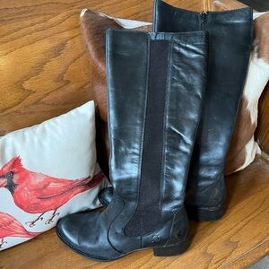 listing-status-banner